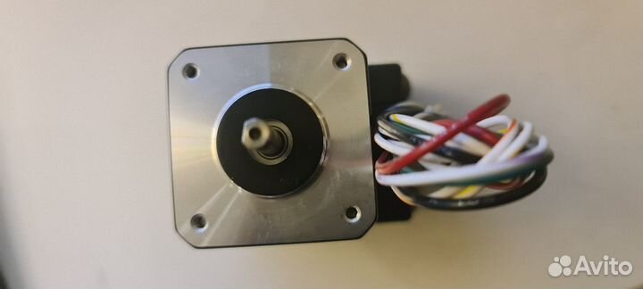 Промышленный шаговый двигатель Schneider / IMS