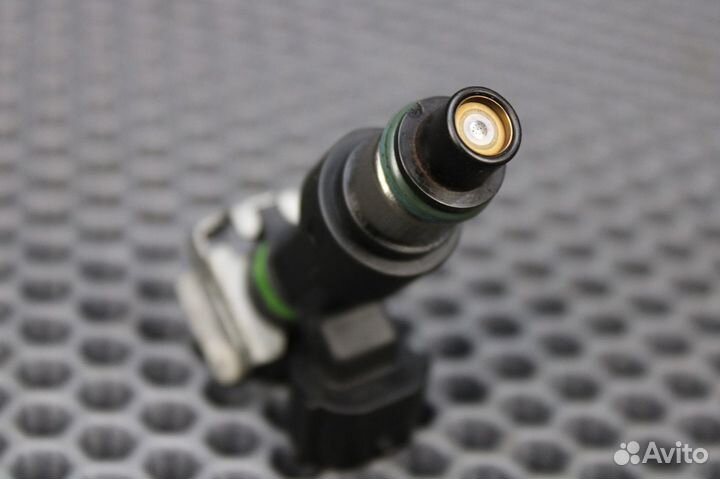 Форсунка топливная Nissan Teana J32 VQ25DE