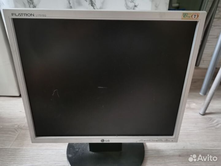 Монитор для компьютера LG 17