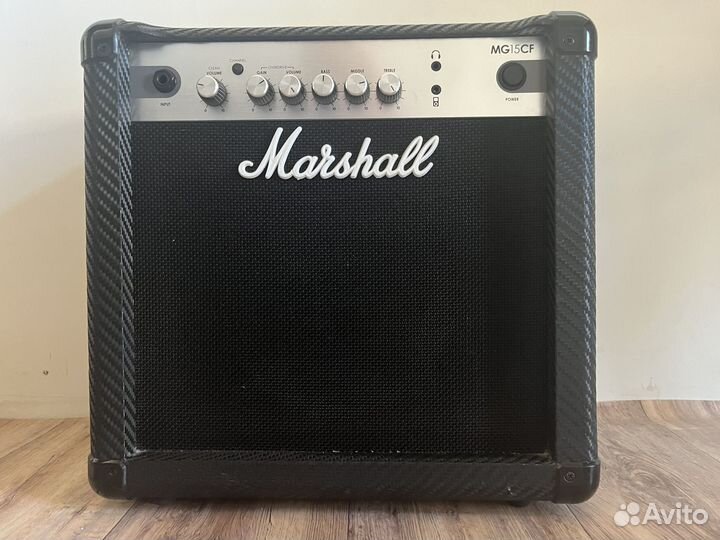Гитарный комбоусилитель Marshall MG15CF