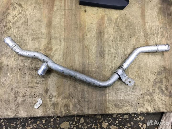 Трубка охлажд. жидкости металлическая Audi Q7 (4L