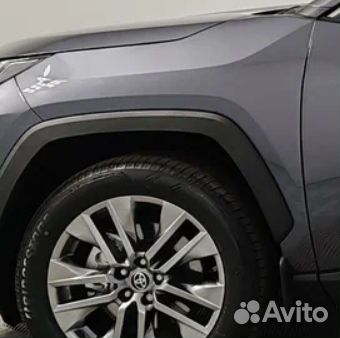 Переднее левое крыло -V Toyota RAV4