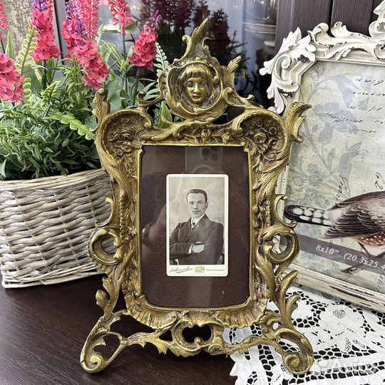 Бронзовая рамка для фотографий