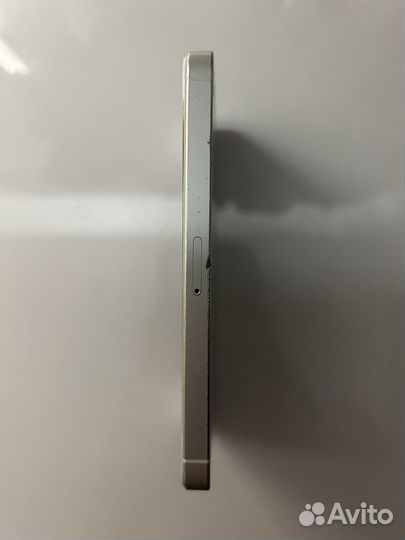iPhone se 64gb