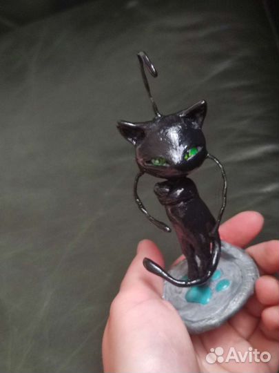 Плагг леди баг статуэтка