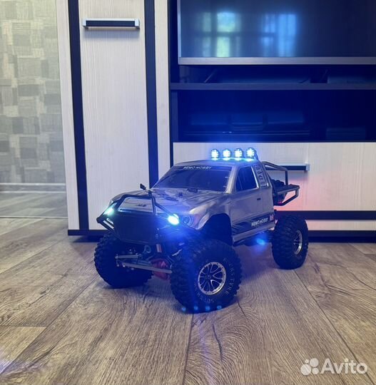 Машина на радиоуправлении 1 10