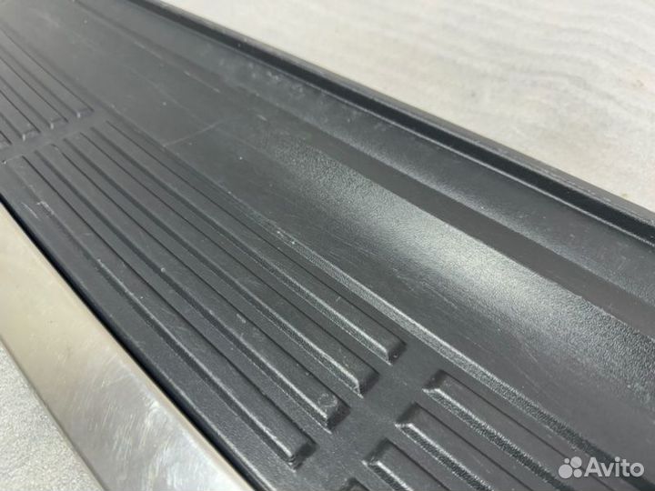 Накладка бампера задняя Lexus Lx570 2015