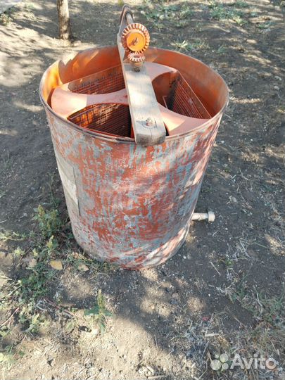 Медогонка 3 х рамочная