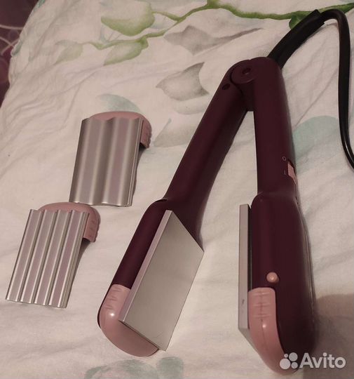 Выпрямитель для волос Vitek с насадками для гофре