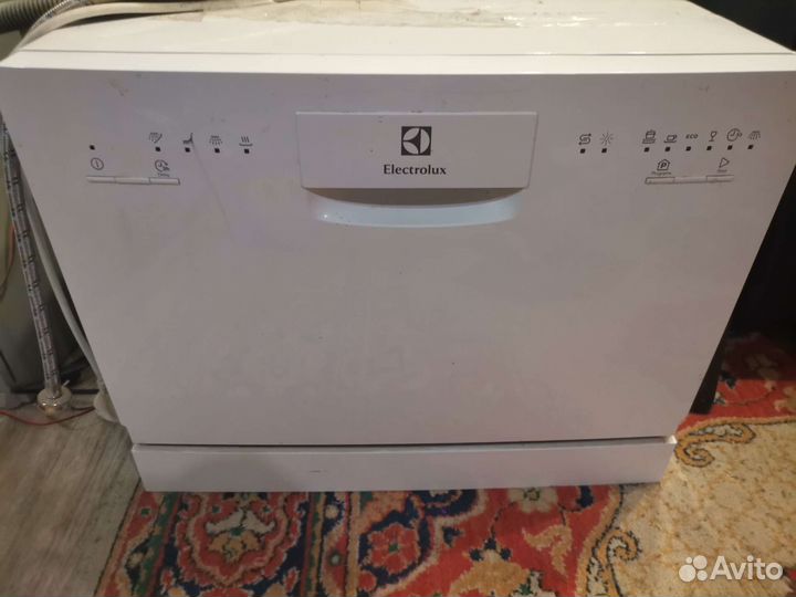 Посудомоечная машина Electrolux