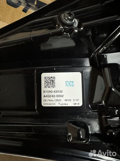 Фонарь задний правый toyota rav4 50