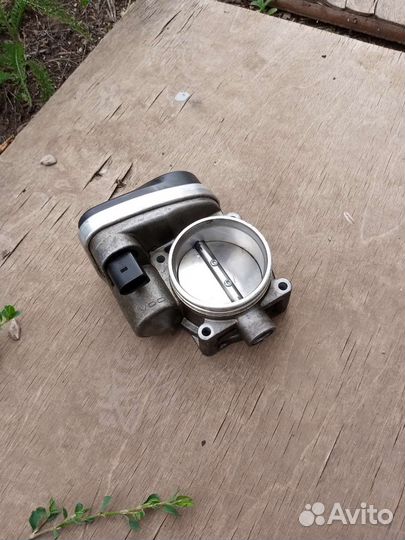 Дроссельная заслонка n46b20
