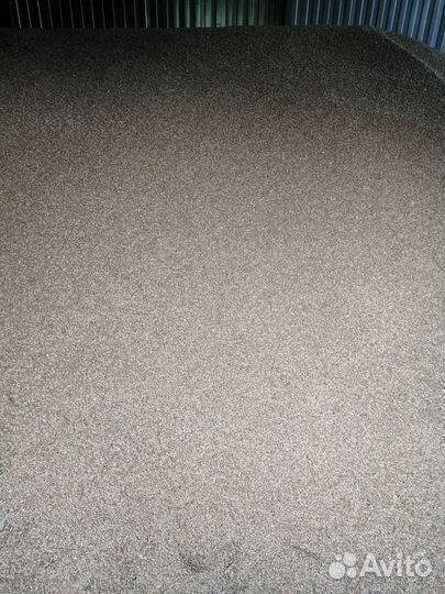 Пшеница в мешках