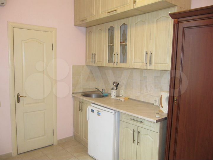 4-к. квартира, 70 м², 1/2 эт.