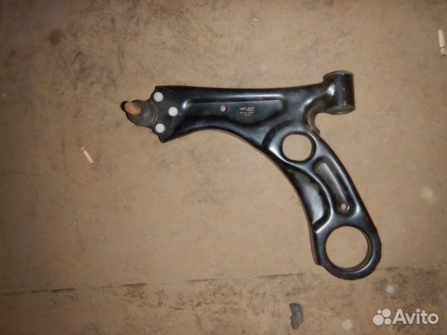 Рычаг передний левый Chevrolet Aveo Т300