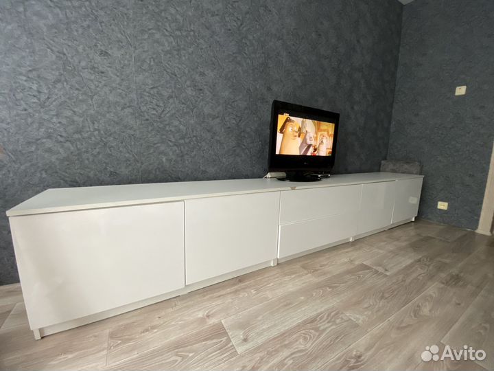 Тумба под телевизор