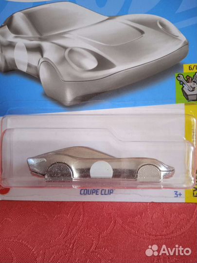 Hot wheels машинка-брелок