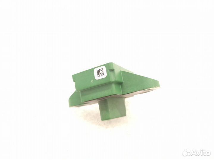 Датчик удара задний левый Mercedes-Benz E-Class