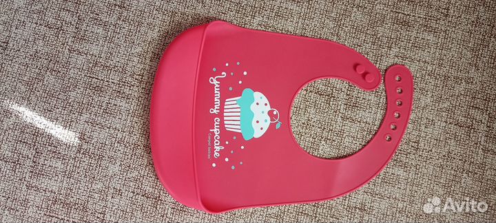 Слюнявчик силиконовый