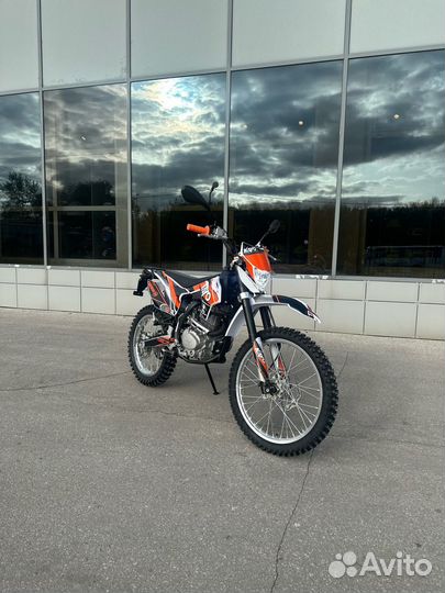 Kayo T2 250 MX enduro Мотоцикл Витрина