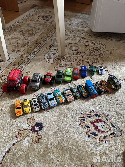 Металлические машинки Hot wheels и др