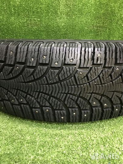 Pirelli Winter Carving Edge 215/65 R16 98T