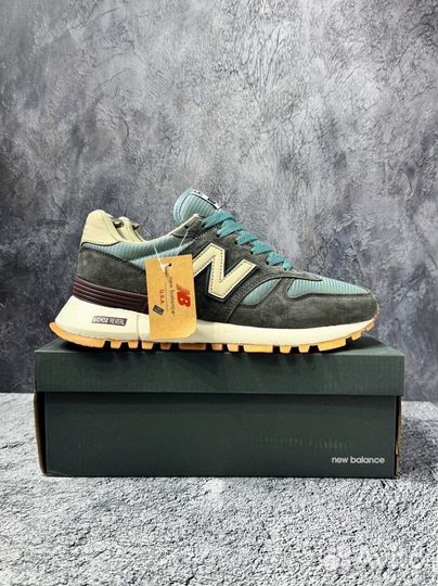Кроссовки New Balance 1300