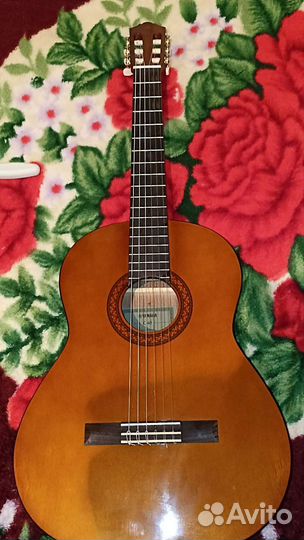 Классическая гитара yamaha c40