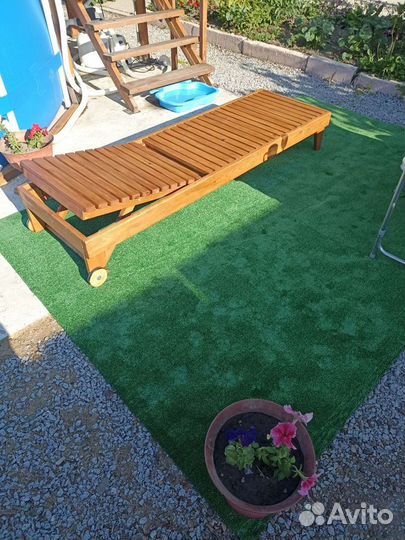 Продам шезлонг (лежак)