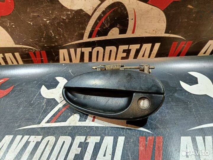 Ручка открывания двери наружная передняя левая