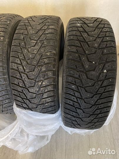 Hankook Winter I'Pike RS2 W429 215/55 R17 98T