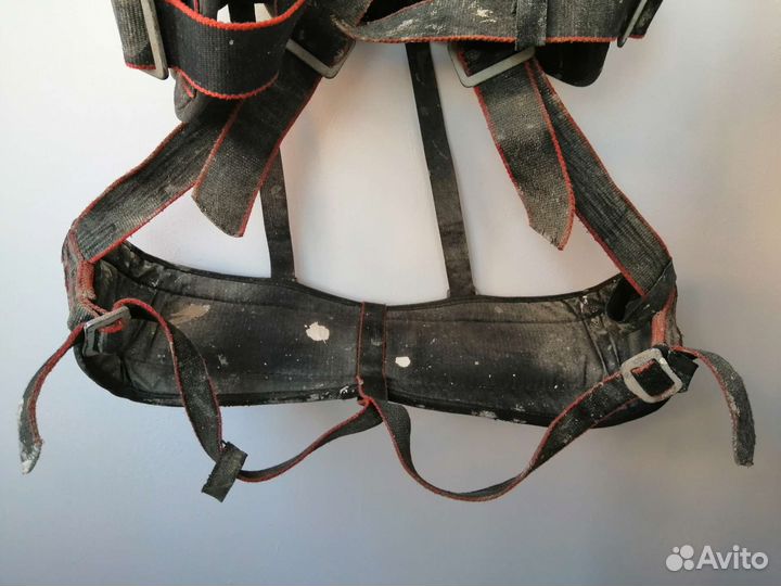 Обвязка альпинистская с седлушкой альп снаряжение