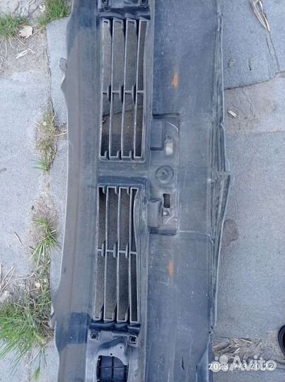 Бампер nissan wingroad