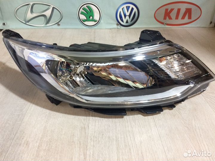 Фара правая Киа Рио 3 Kia Rio 2015-2017гг