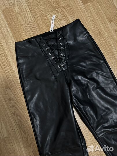 Брюки кожаные calzedonia