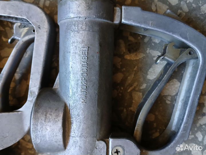 Пистолет топливораздаточный