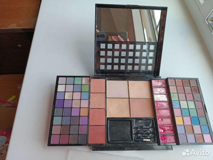 Палитра теней Летуаль