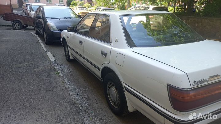 Toyota Crown 2.0 AT, 1987, 250 000 км