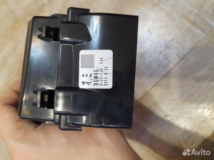 Поушки седений и подголовник Mazda 3 bl