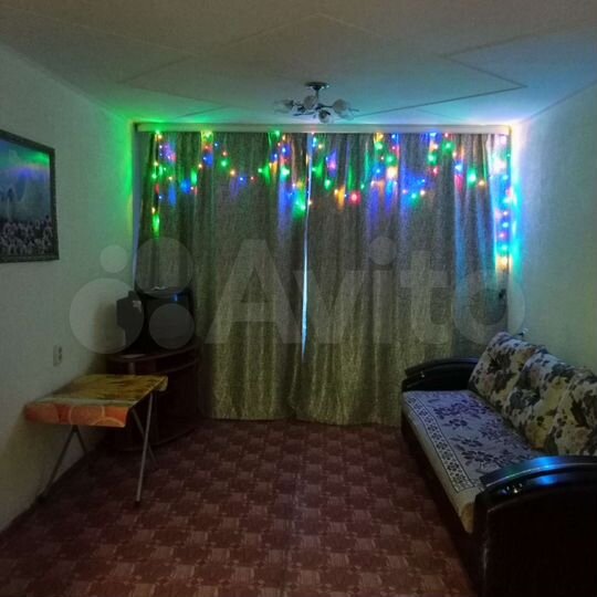 2-к. квартира, 55 м², 1/9 эт.