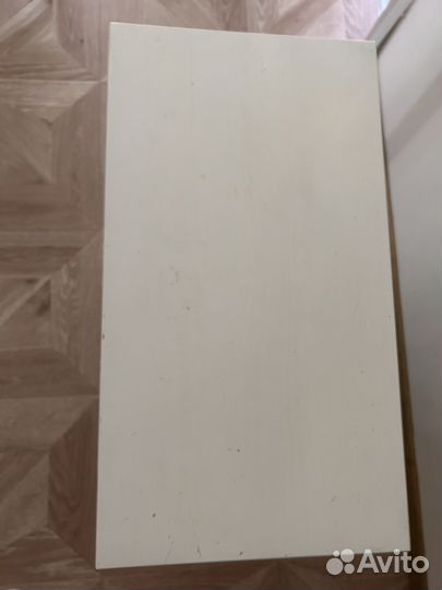 Тумбочка прикроватная