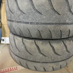 Toyo Proxes R888R 285/35 R20