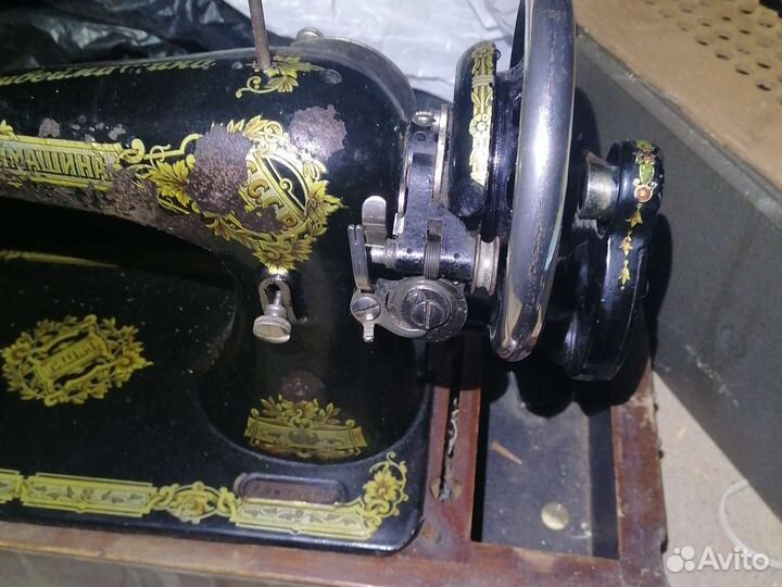 Швейная машинка