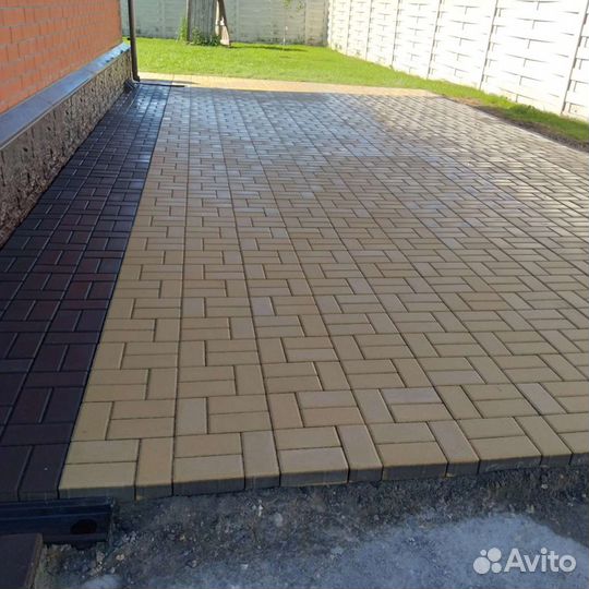 Укладка тратуарни плитки
