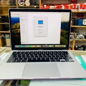 Ноутбук MacBook Air 2020 M1