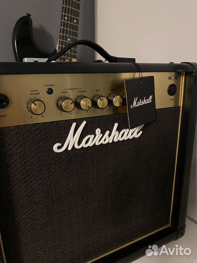 Гитарный комбоусилитель Marshall MG15CF Gold