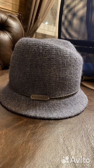 Женская шляпа