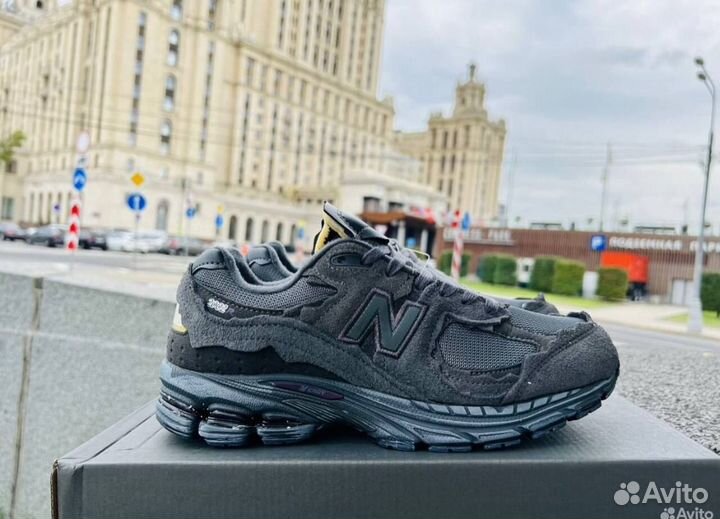 Кроссовки New Balance 2002r