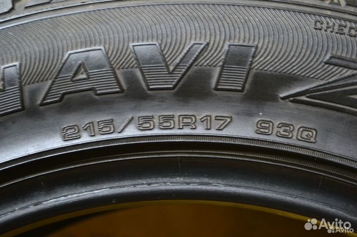 Goodyear Ice Navi Zea 215/55 R17