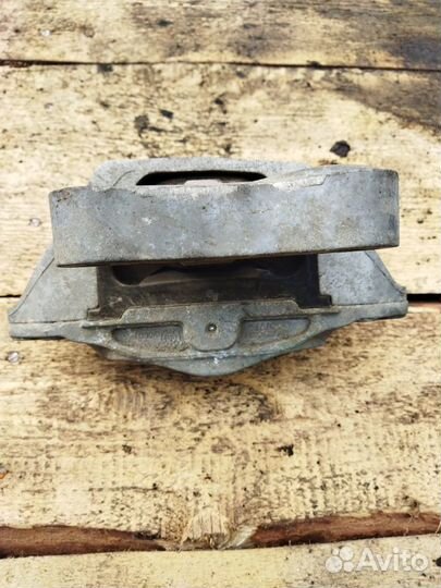 Опора МКПП левая Chevrolet Cruze/Orlando